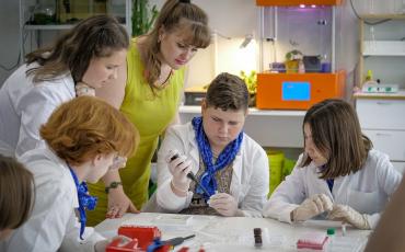 Новомосковские педагоги и школьники высоко оценили уровень образования в Невинномысске