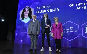 Школьник из России стал победителем 57-й Международной Менделеевской олимпиады