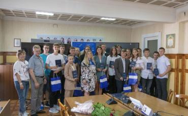 В Рубцовске вручили сертификаты выпускникам филиала ЦДНИТТ «Наследники Ползунова»