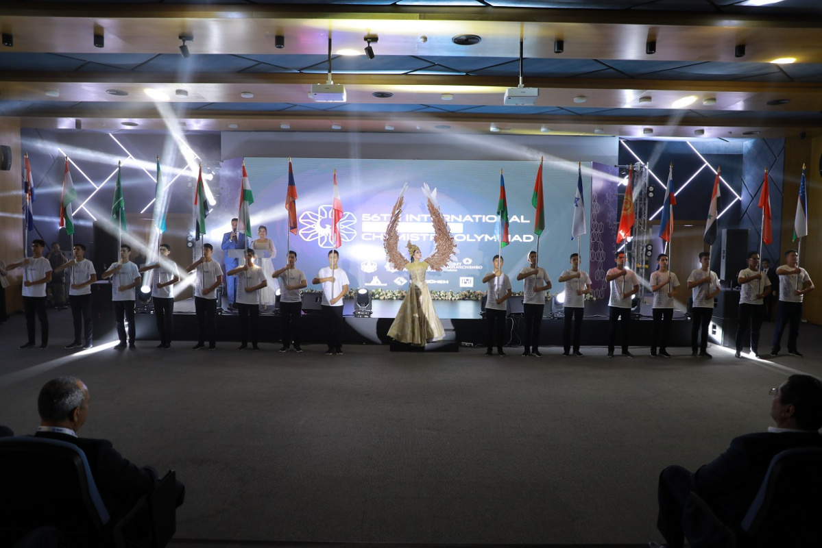 В Ташкенте открылась 56-ая Международная Менделеевская олимпиада школьников по химии
